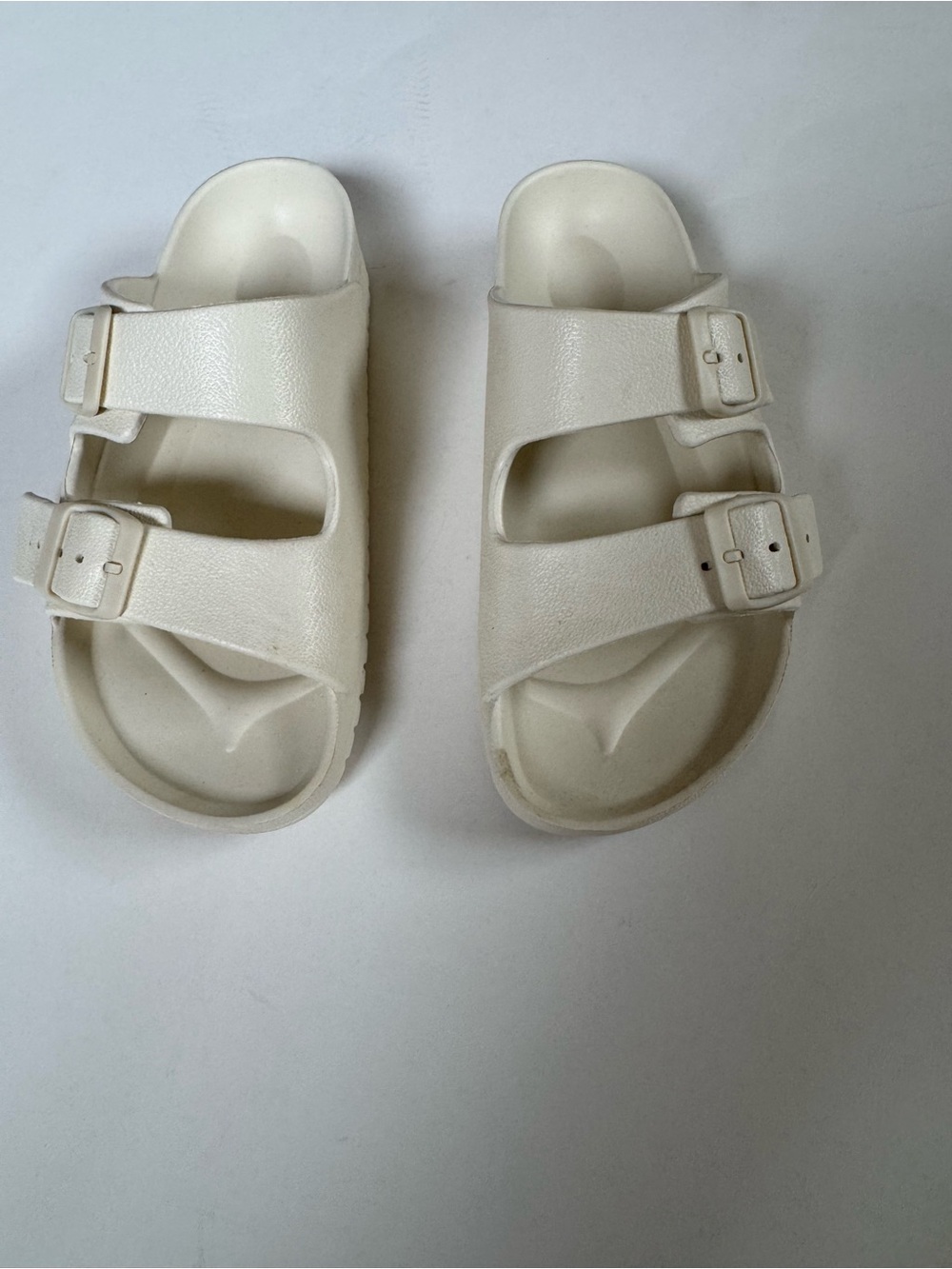 Women’s Unbranded Off-White Slides